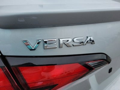2025 Nissan Versa SR