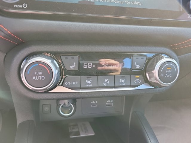 2025 Nissan Versa SR