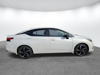 2025 Nissan Versa SR