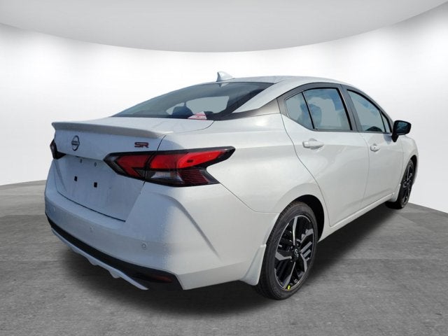 2025 Nissan Versa SR