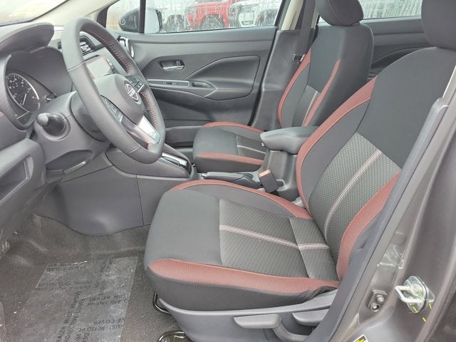 2025 Nissan Versa SR