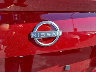 2025 Nissan Versa SR