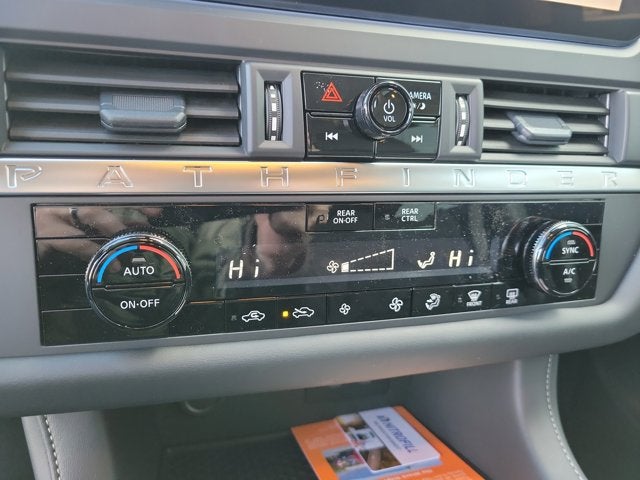 2026 Nissan Pathfinder S