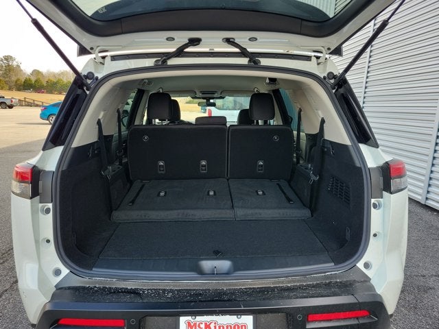 2026 Nissan Pathfinder S