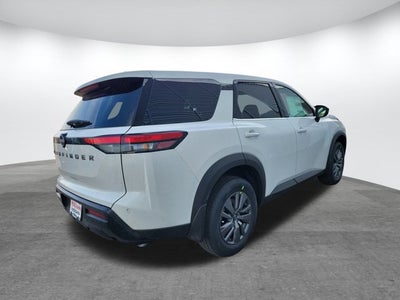 2026 Nissan Pathfinder S