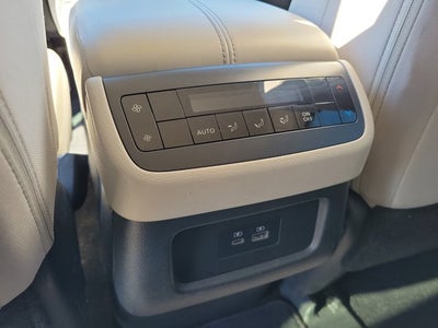 2023 Nissan Pathfinder SV