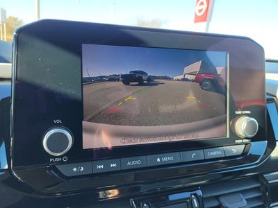 2023 Nissan Pathfinder SV