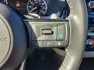 2023 Nissan Pathfinder SV