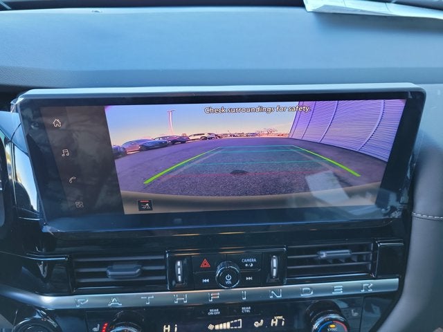 2026 Nissan Pathfinder SV