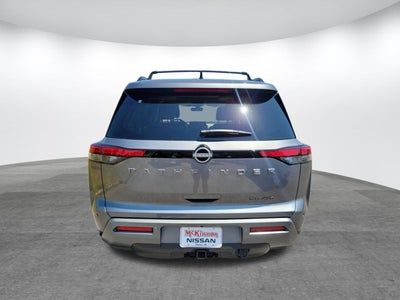 2026 Nissan Pathfinder SL