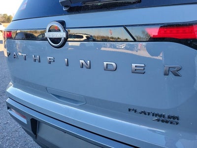 2026 Nissan Pathfinder Platinum