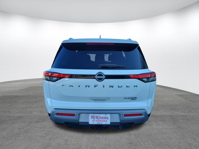 2023 Nissan Pathfinder Platinum