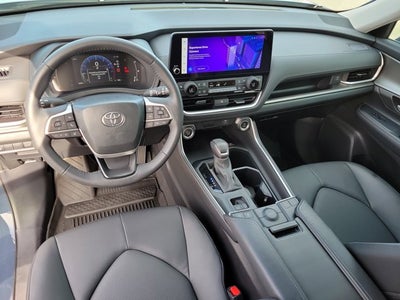 2024 Toyota Grand Highlander Base