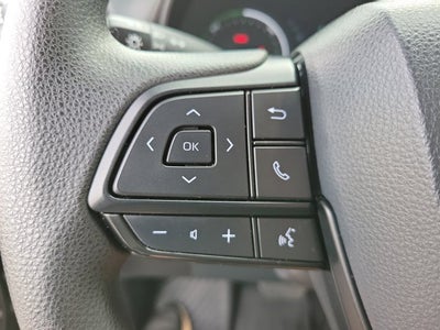 2025 Toyota Sienna LE