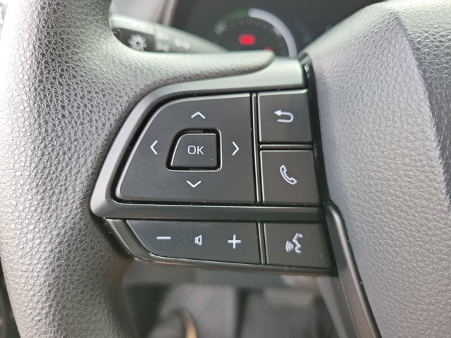 2025 Toyota Sienna LE