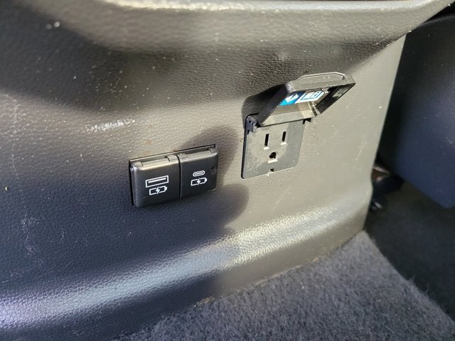 2022 Toyota Tundra 4WD Limited Hybrid