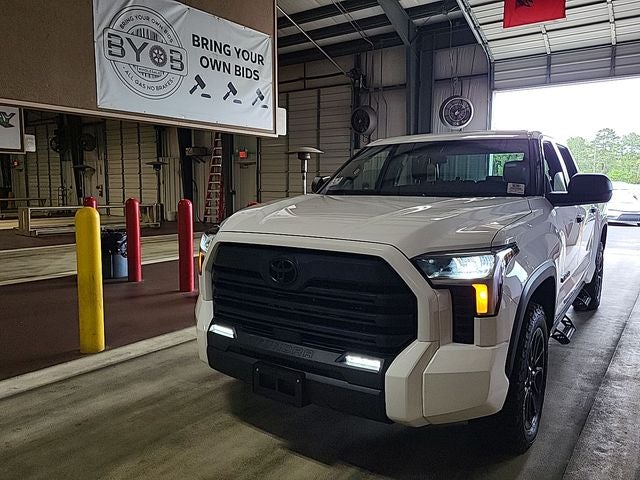 2023 Toyota Tundra 4WD SR5