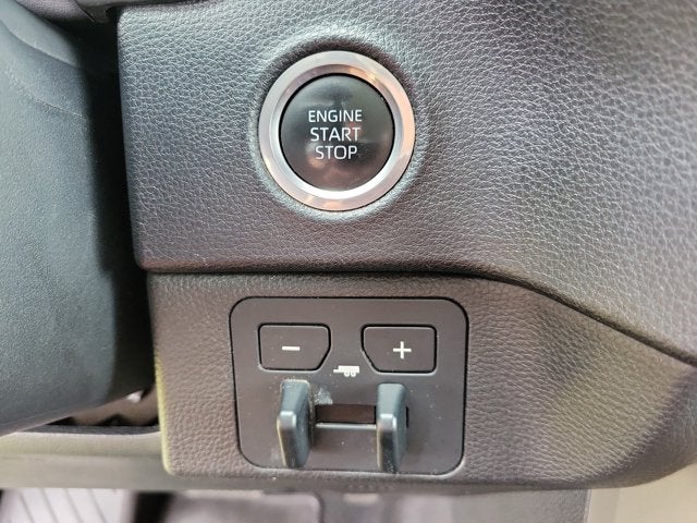 2023 Toyota Tundra 4WD SR5