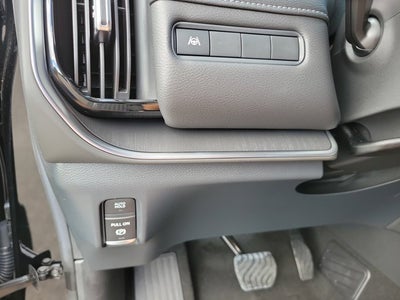 2026 Nissan Armada SV