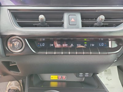 2023 Lexus UX UX 250h F SPORT Handling