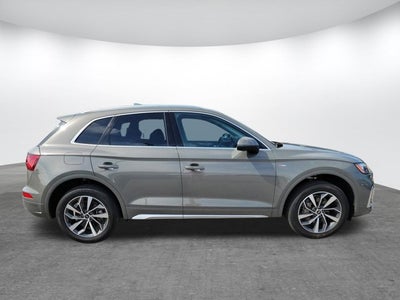2024 Audi Q5 S line Premium Plus