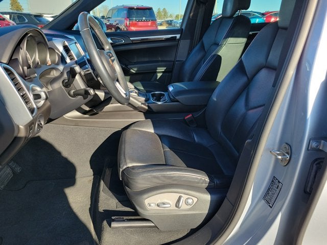 2016 Porsche Cayenne Base