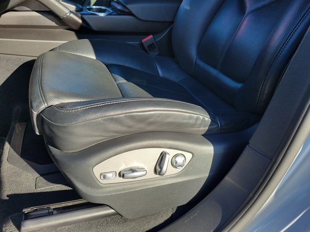 2016 Porsche Cayenne Base