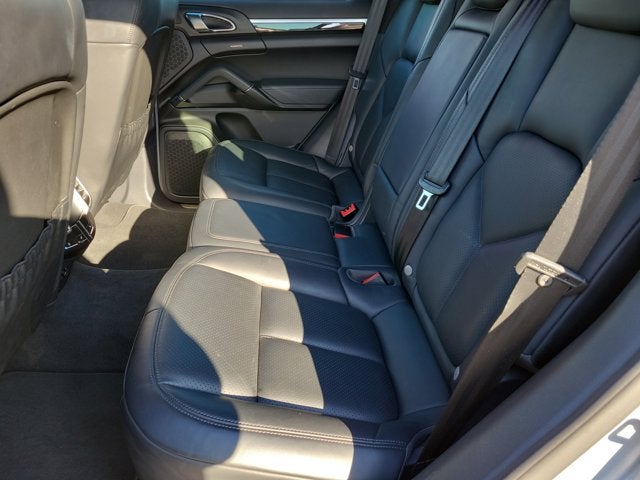 2016 Porsche Cayenne Base