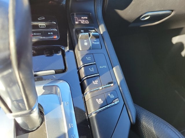 2016 Porsche Cayenne Base