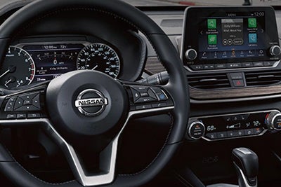 2022 Nissan Altima interior