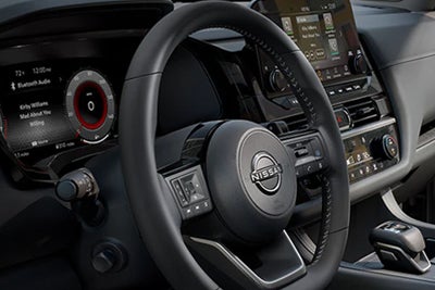 2022 Nissan Pathfinder interior