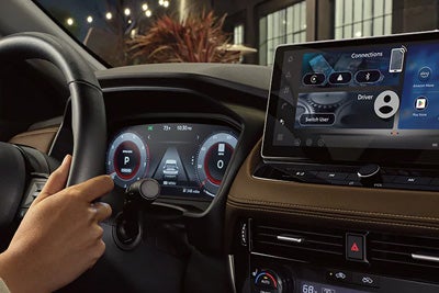 2024 Nissan Rogue interior